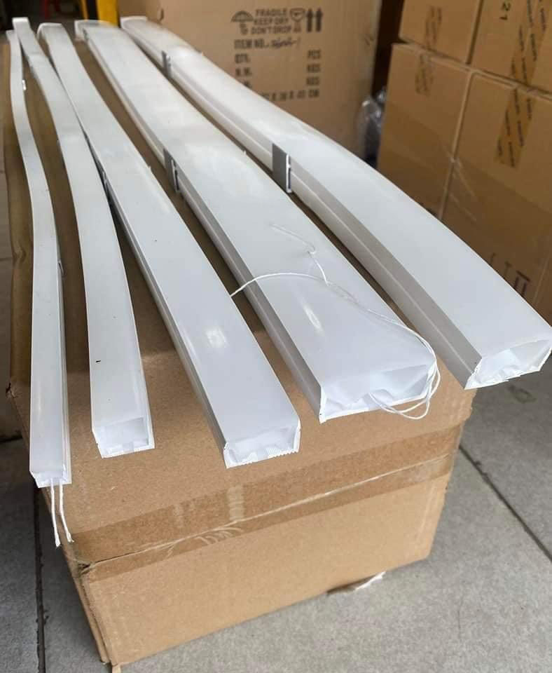 ĐÈN LED SILICON UỐN DẺO 50x25 4 4 13